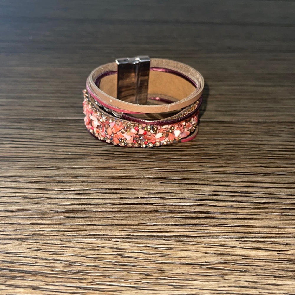 **LIKE NEW** STONE BRACELET